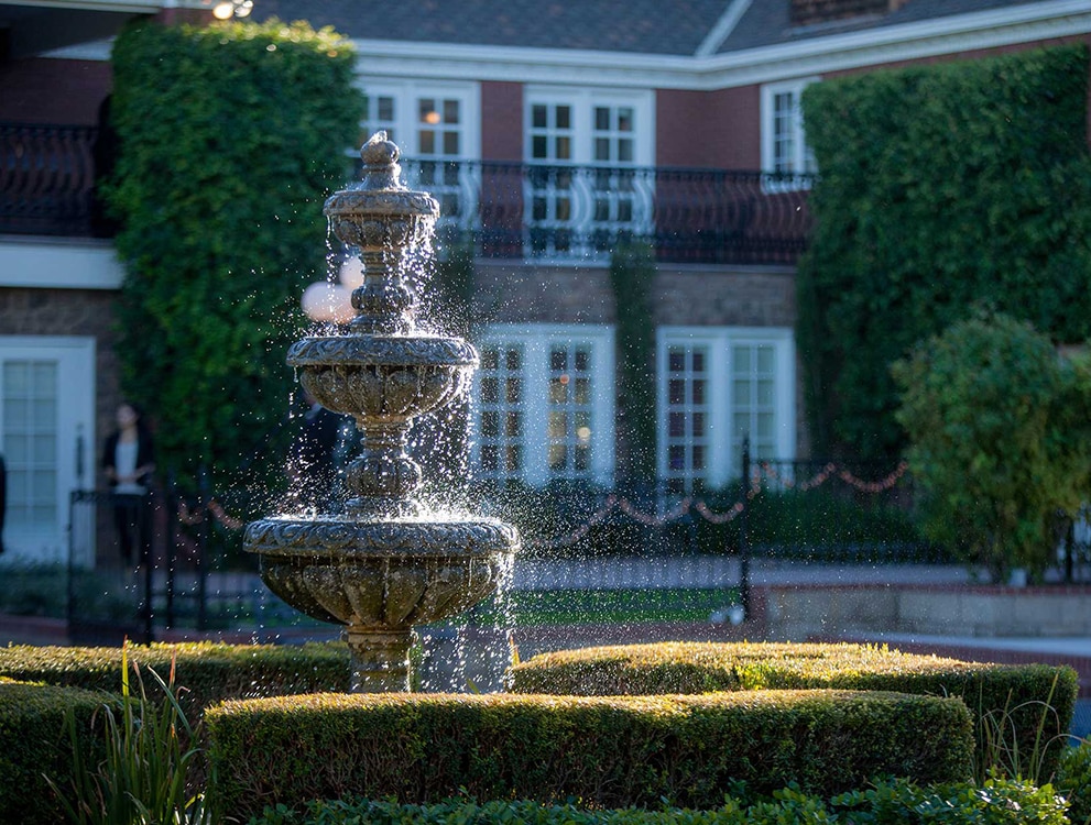 Phoenix AZ Wedding Venues Garden Fountain